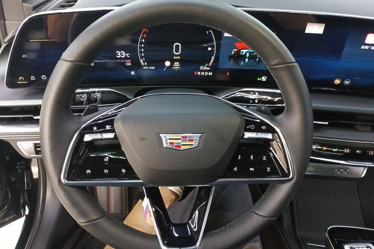 Used Cadillac GT4 2023 25T Luxury Model Steering Wheel