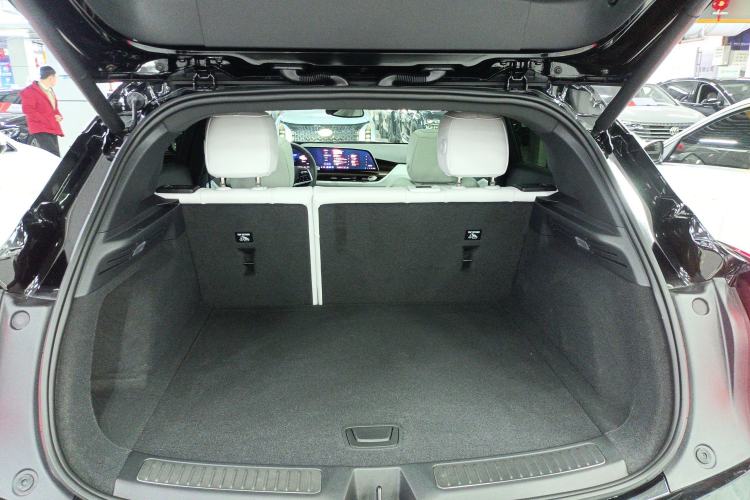Used Cadillac GT4 2023 25T Luxury Model Trunk