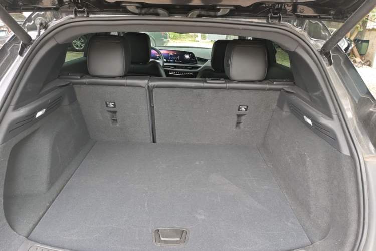 Used Cadillac GT4 2023 25T Luxury Model Trunk