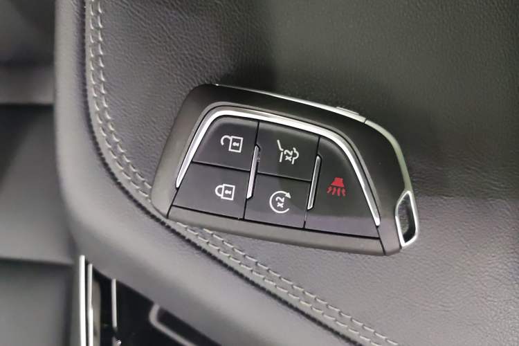 Used Cadillac GT4 2023 25T Luxury Model Vehicle Key