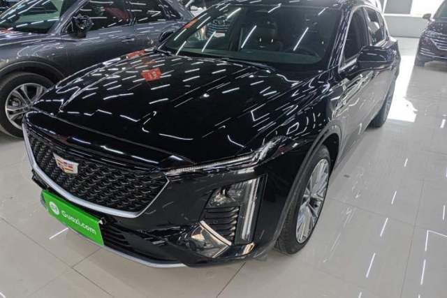 Used Cadillac GT4 2023 25T Luxury Model