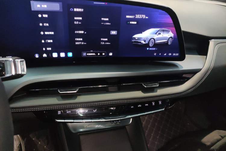 Used Cadillac GT4 2023 25T Fashion Edition Audio And AC Panel