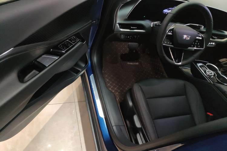 Used Cadillac GT4 2023 25T Fashion Edition Driver Seat