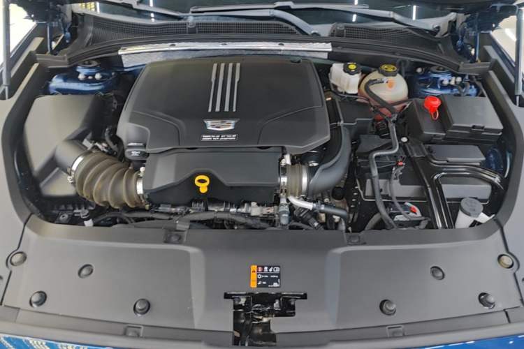 Used Cadillac GT4 2023 25T Luxury Model Engine Bay