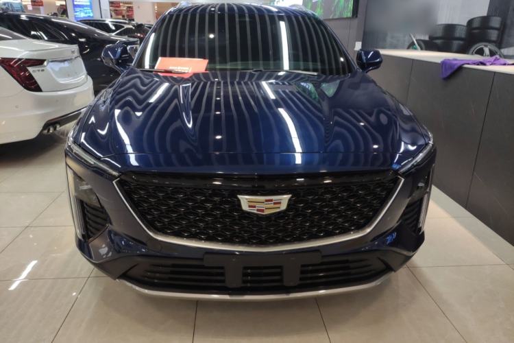 Used Cadillac GT4 2023 25T Fashion Edition Front