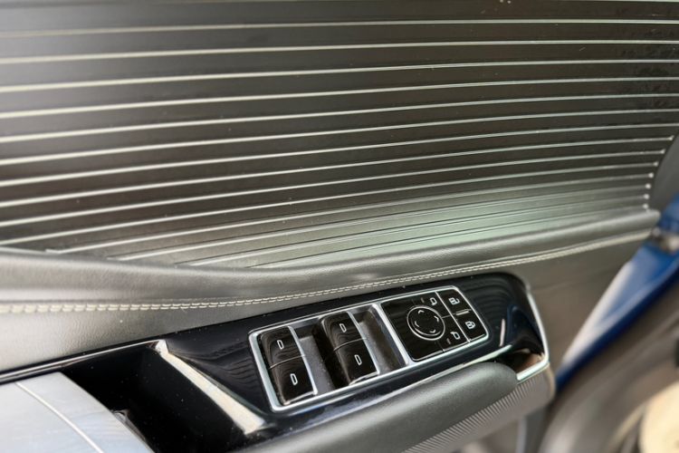 Used Cadillac GT4 2023 25T Fashion Edition Interior 1