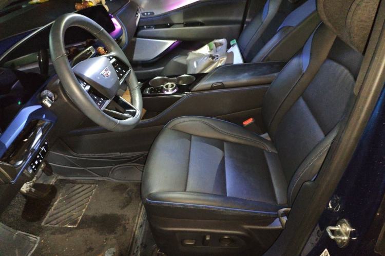 Used Cadillac GT4 2023 25T Prestige Version Left Front Seat