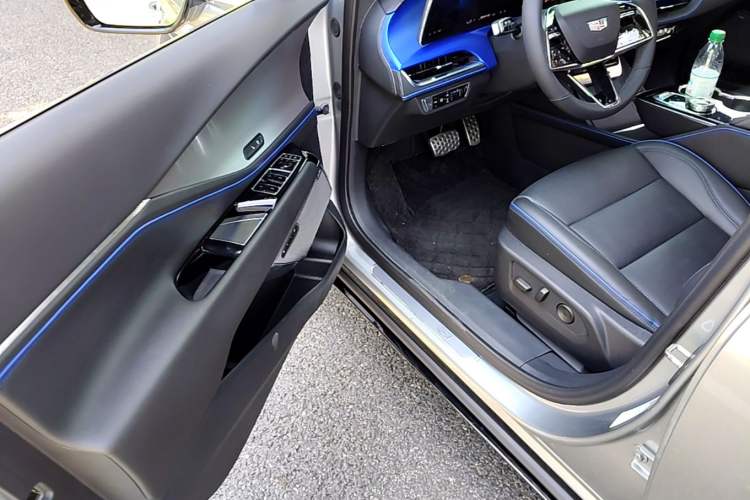 Used Cadillac GT4 2023 25T Prestige Version Driver Seat