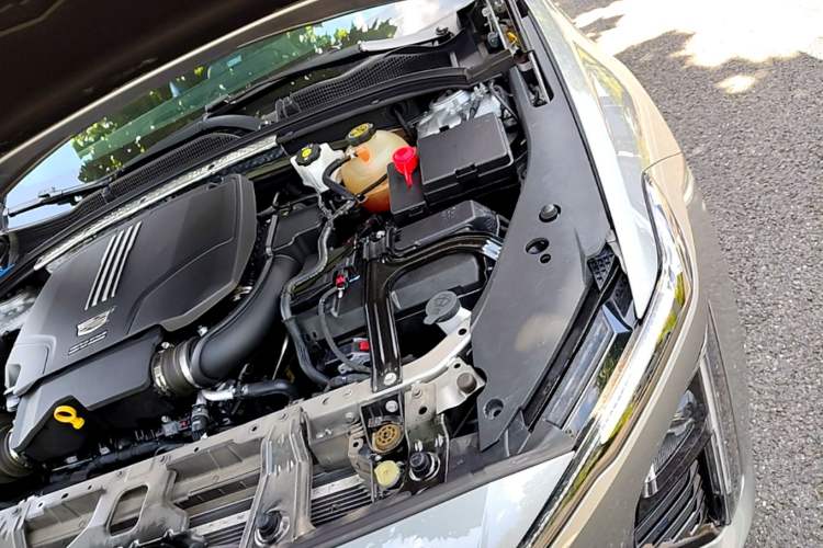Used Cadillac GT4 2023 25T Prestige Version Engine Bay Left