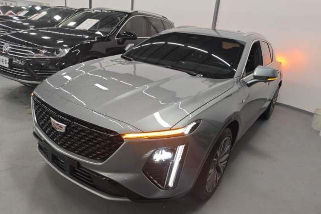 Used Cadillac GT4 2023 25T Luxury Model