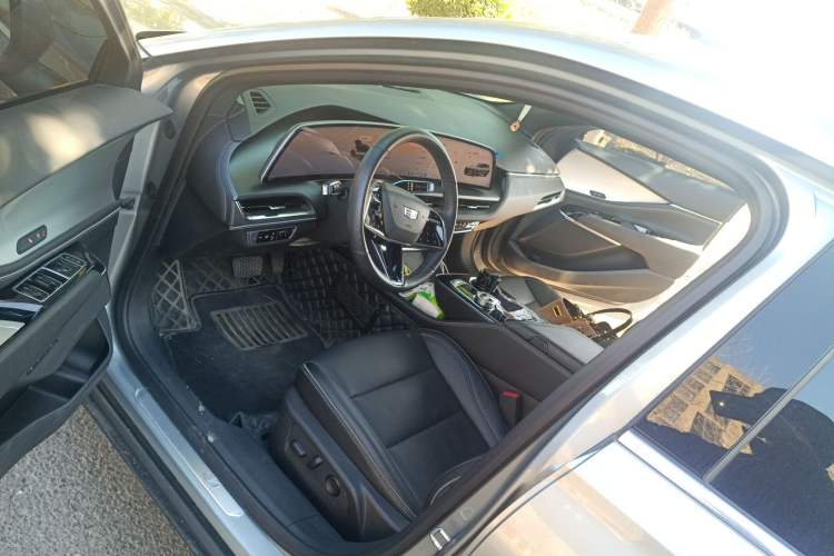 Used Cadillac GT4 2023 25T Luxury Model Driver Seat