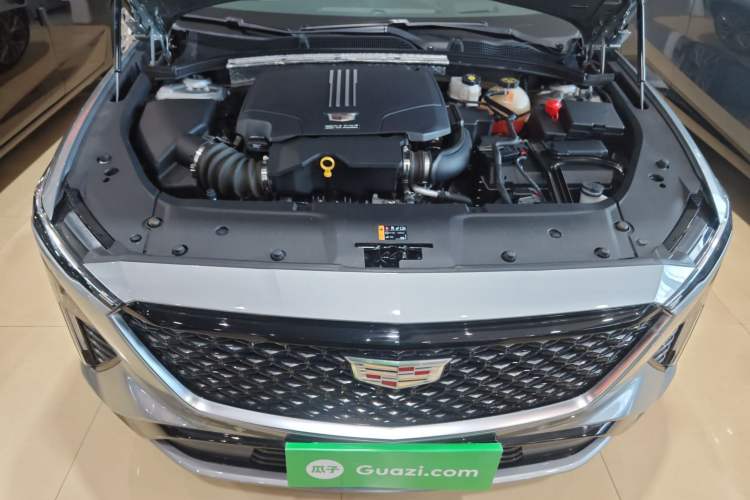 Used Cadillac GT4 2023 25T Prestige Version Engine Bay