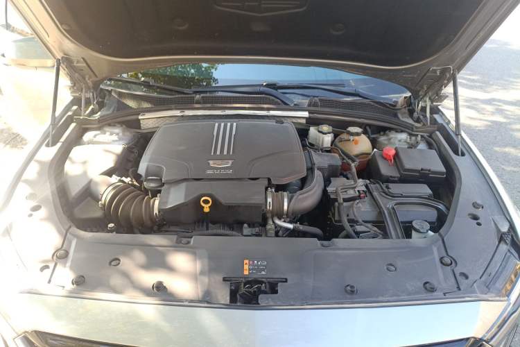 Used Cadillac GT4 2023 25T Luxury Model Engine Bay