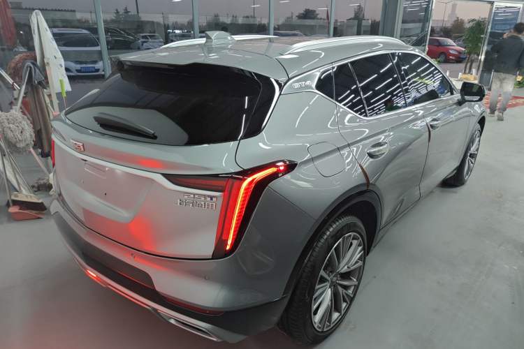 Used Cadillac GT4 2023 25T Luxury Model Exterior 5