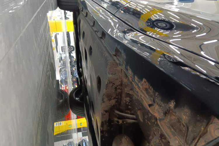 Used Cadillac GT4 2023 25T Luxury Model Left Side Sill