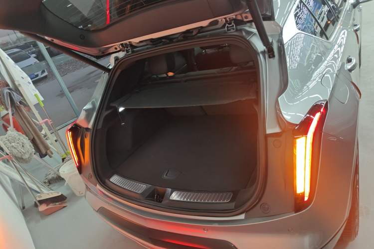 Used Cadillac GT4 2023 25T Luxury Model Trunk