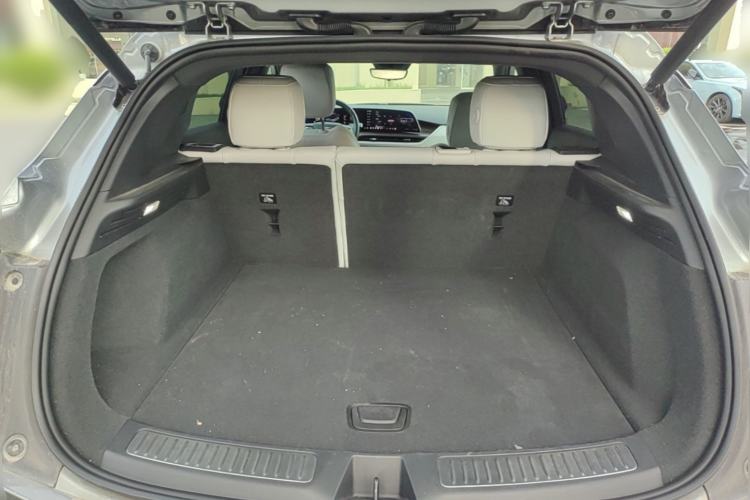 Used Cadillac GT4 2023 25T Prestige Version Trunk