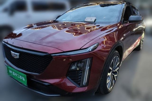 Used Cadillac GT4 2023 28T Platinum Edition