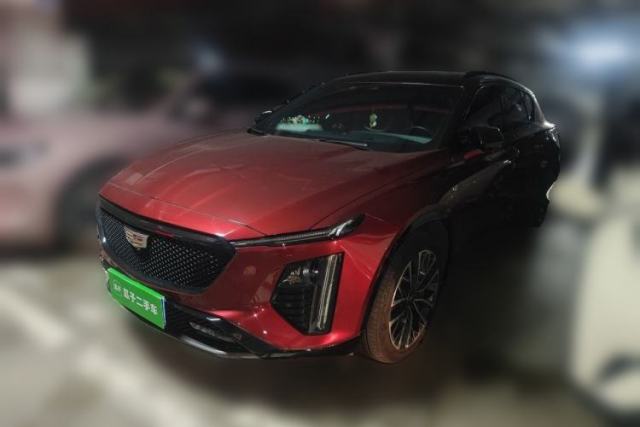 Used Cadillac GT4 2023 28T Platinum Edition