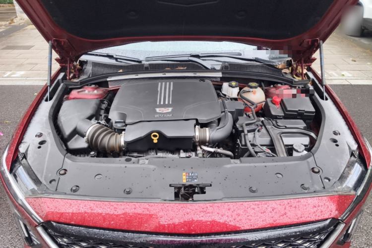Used Cadillac GT4 2023 25T Fashion Edition Engine Bay