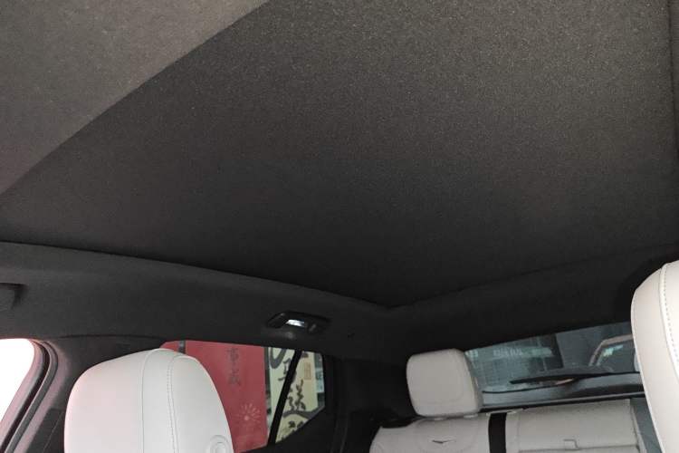 Used Cadillac GT4 2023 25T Fashion Edition Headliner
