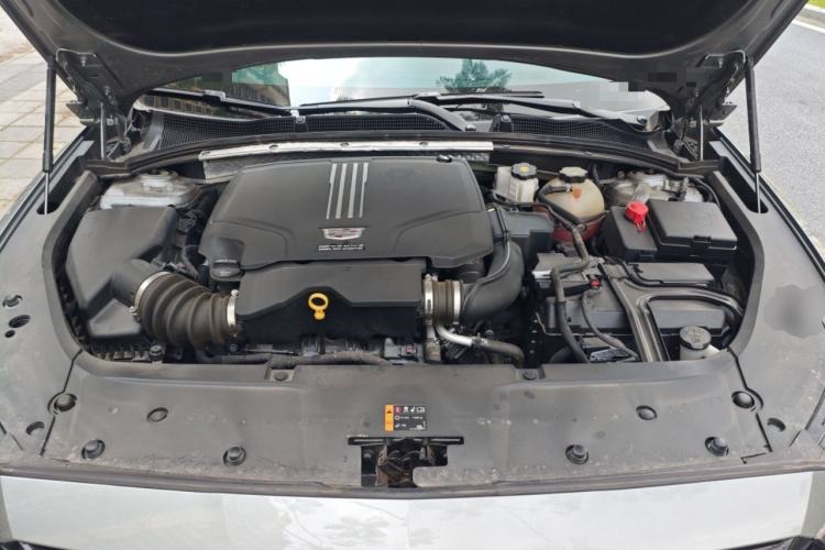 Used Cadillac GT4 2023 25T Luxury Model Engine Bay