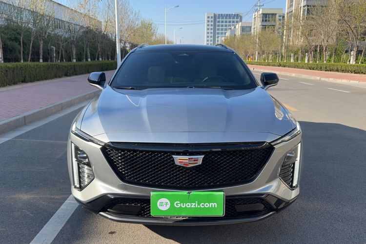 Used Cadillac GT4 2023 25T Luxury Model Front