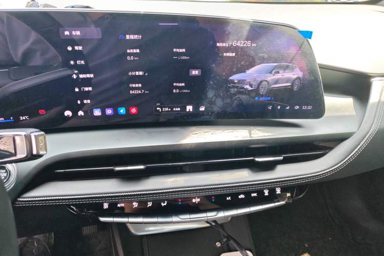 Used Cadillac GT4 2023 25T Luxury Model Audio And AC Panel