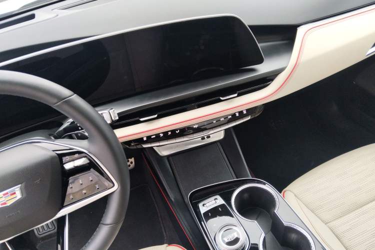 Used Cadillac GT4 2023 25T Prestige Version Audio And AC Panel