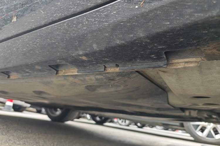 Used Cadillac GT4 2023 25T Luxury Model Chassis Front Right