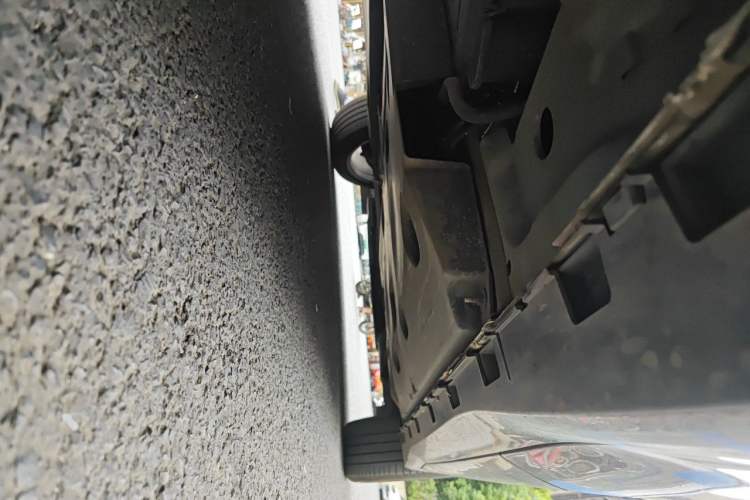 Used Cadillac GT4 2023 25T Luxury Model Chassis Rear Right