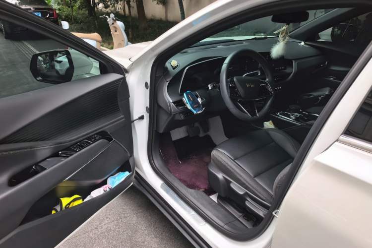 Used Cadillac GT4 2023 25T Fashion Edition Driver Seat