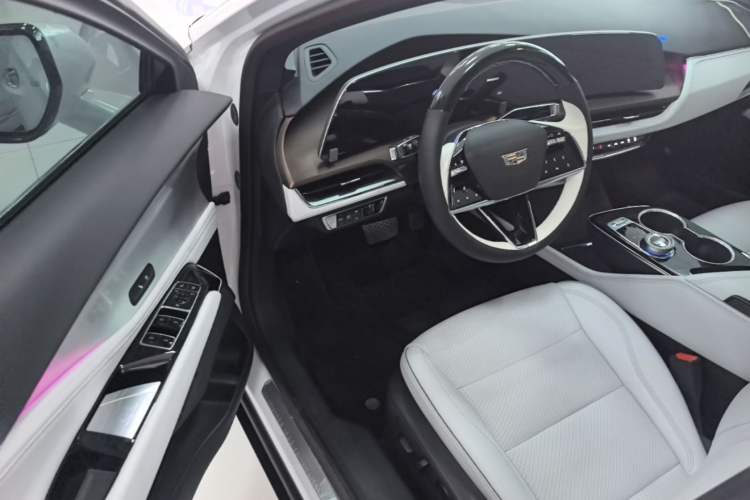 Used Cadillac GT4 2023 25T Luxury Model Driver Seat