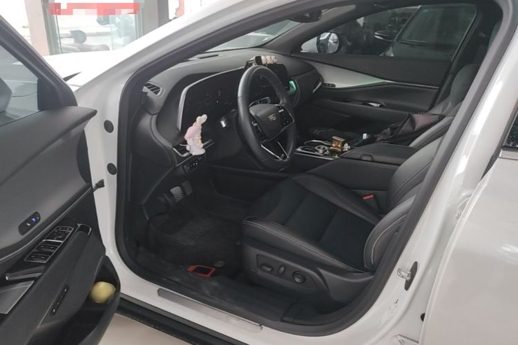 Used Cadillac GT4 2023 25T Luxury Model Driver Seat