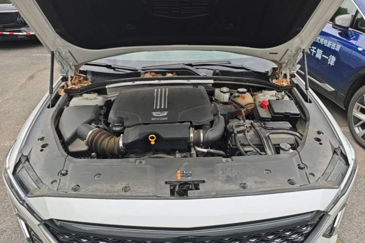 Used Cadillac GT4 2023 25T Luxury Model Engine Bay