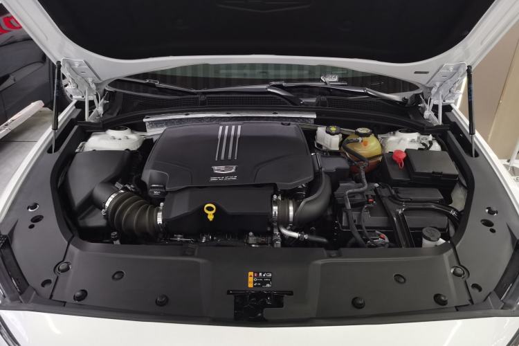 Used Cadillac GT4 2023 25T Luxury Model Engine Bay
