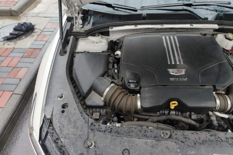 Used Cadillac GT4 2023 25T Prestige Version Engine Bay Right