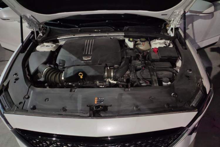 Used Cadillac GT4 2023 25T Fashion Edition Engine Bay
