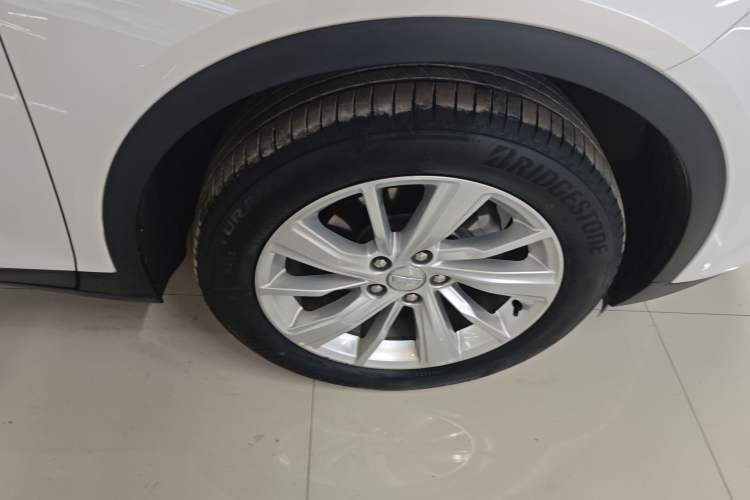 Used Cadillac GT4 2023 25T Fashion Edition Exterior 4