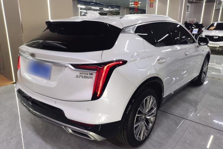 Used Cadillac GT4 2023 25T Luxury Model Exterior 5