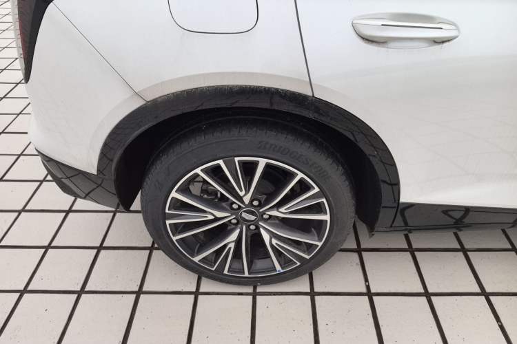 Used Cadillac GT4 2023 25T Prestige Version Exterior 5