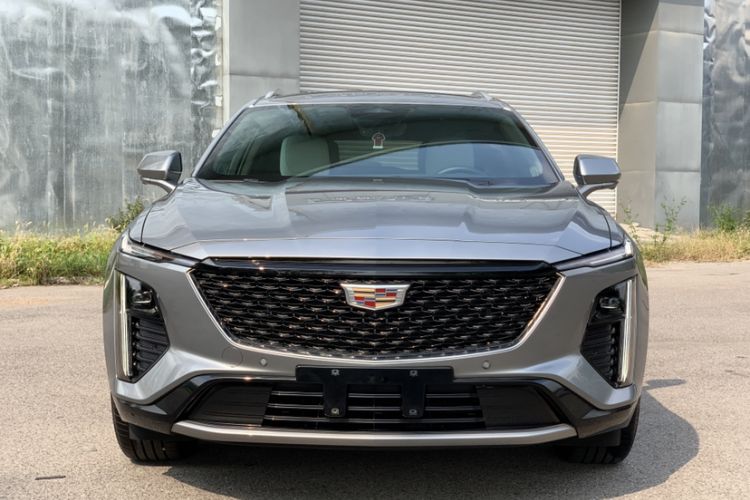 Used Cadillac GT4 2023 25T Prestige Version Exterior 6