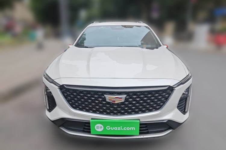 Used Cadillac GT4 2023 25T Luxury Model Front