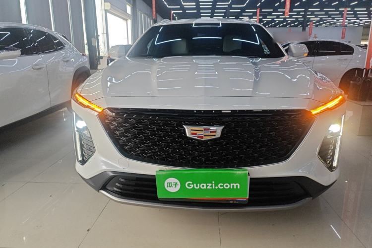 Used Cadillac GT4 2023 25T Fashion Edition Front