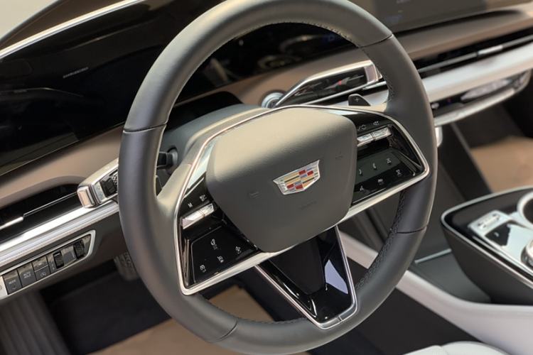 Used Cadillac GT4 2023 25T Prestige Version Interior 11
