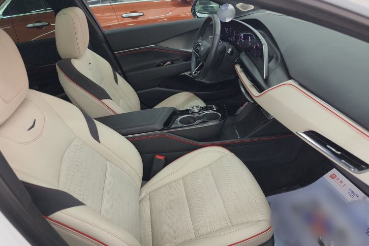 Used Cadillac GT4 2023 25T Prestige Version Interior 2