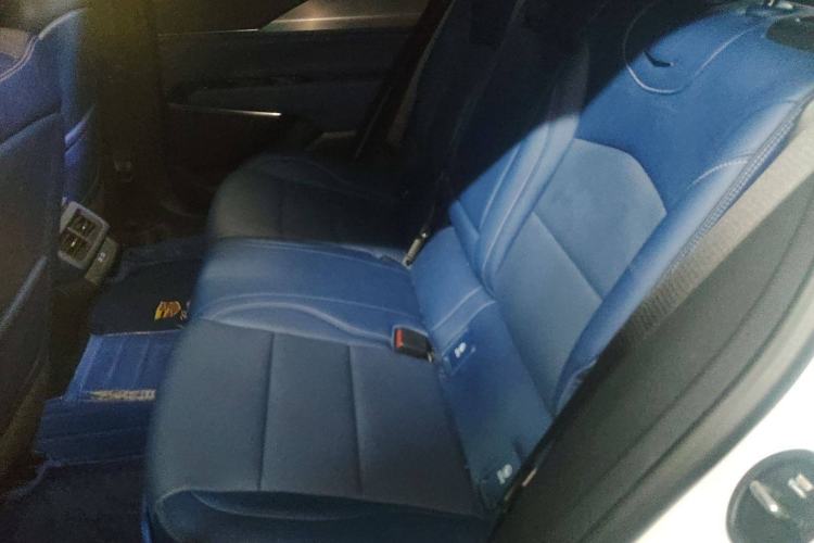 Used Cadillac GT4 2023 25T Luxury Model Interior 4