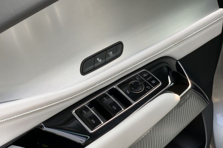 Used Cadillac GT4 2023 25T Prestige Version Interior 6