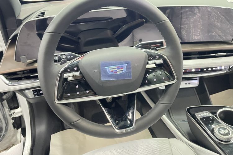 Used Cadillac GT4 2023 25T Luxury Model Interior 7