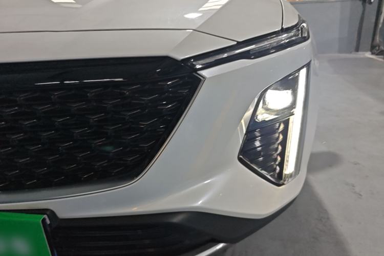 Used Cadillac GT4 2023 25T Fashion Edition Left Front Headlight